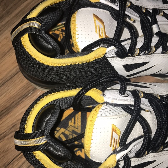 Nike Air Jordan Chris Paul 2010 white black and yellow size 10.5 - Picture 6 of 7